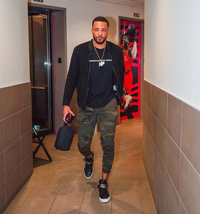 欧冠切尔西vs巴萨裁判安排：斯洛文尼亚裁判温契奇执法（欧冠切尔西战巴萨裁判确定：斯洛文尼亚裁判温契奇将执法）