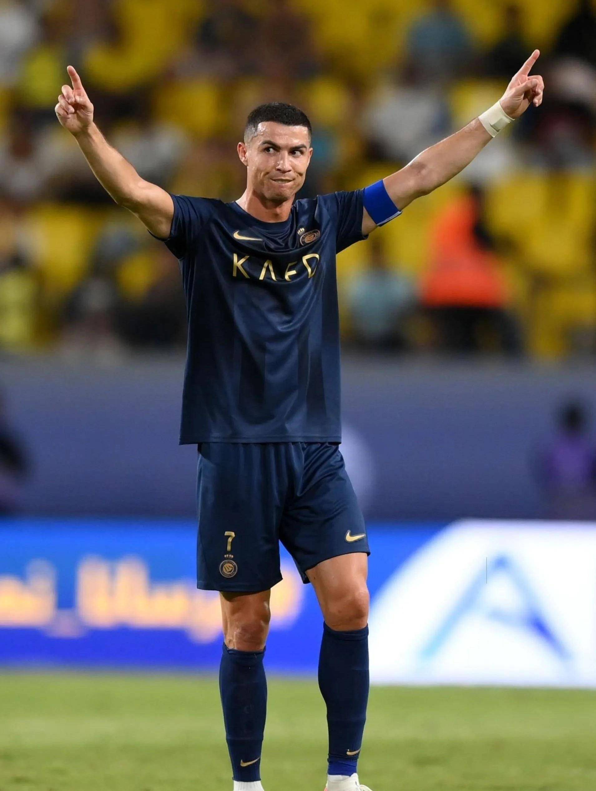 唐田：我们都希望瓦科留下来，职业队的人员交流和转会很正常（唐田：大家都盼瓦科留队，职业队人员流动与转会属常态）