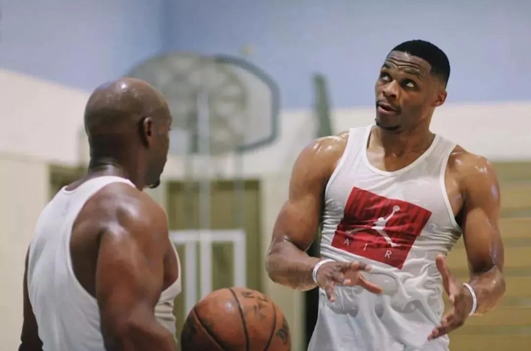 邮报：若纽卡没签下谢什科，伊萨克转会利物浦的机会将受影响（邮报：若纽卡无缘谢什科，伊萨克赴利物浦前景受挫）