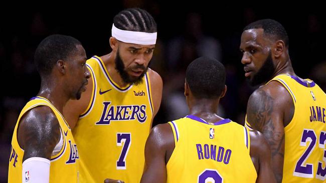 英超积分榜：枪手5分领跑曼联第7红军第8 8分云集14队（英超积分榜更新：阿森纳5分领跑，曼联第7、利物浦第8，8分球队多达14队）