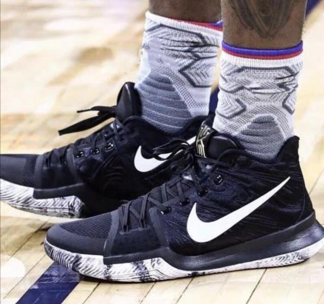 获得重用！科尔：我肯定会安排斯潘塞和库里一起上场（科尔确认将安排斯潘塞与库里同时登场，重用信号明显）