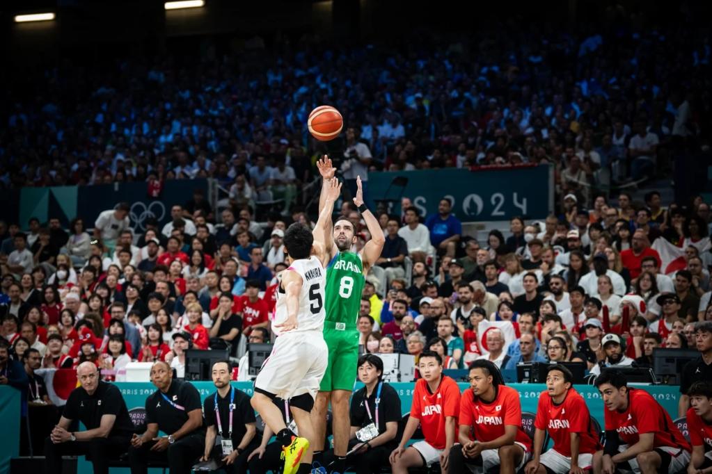 安帅：期待和意大利在世界杯决赛相遇；魔笛完全可以再踢一年（安切洛蒂：期待在世界杯决赛对阵意大利；莫德里奇仍可再战一年）