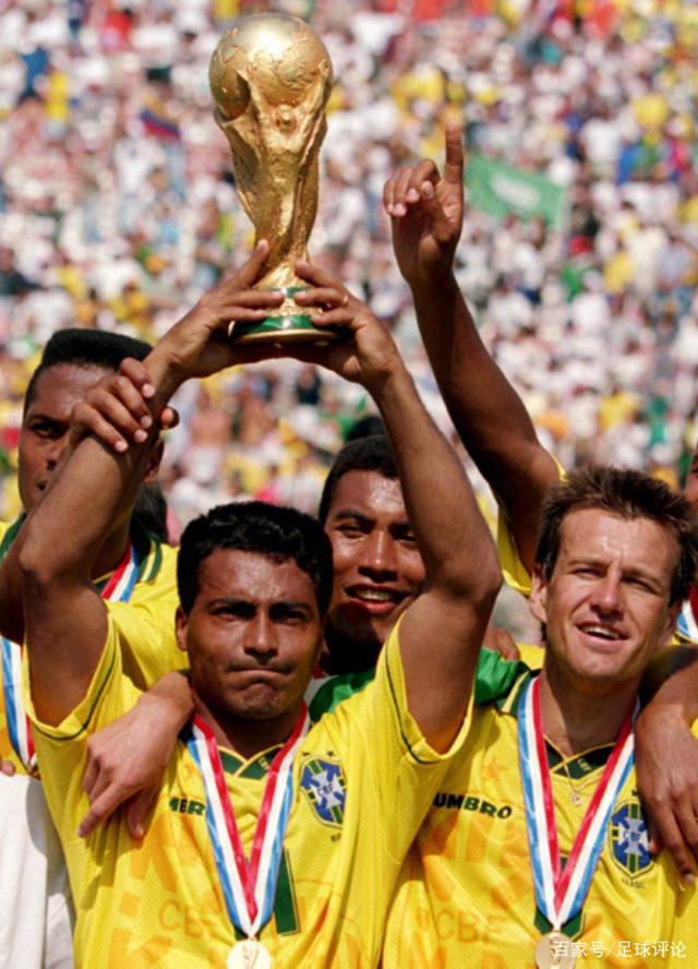 马卡：阿劳霍目前最有可能是在圣诞假期后回归巴萨（马卡：阿劳霍预计将于圣诞假期后重返巴萨）