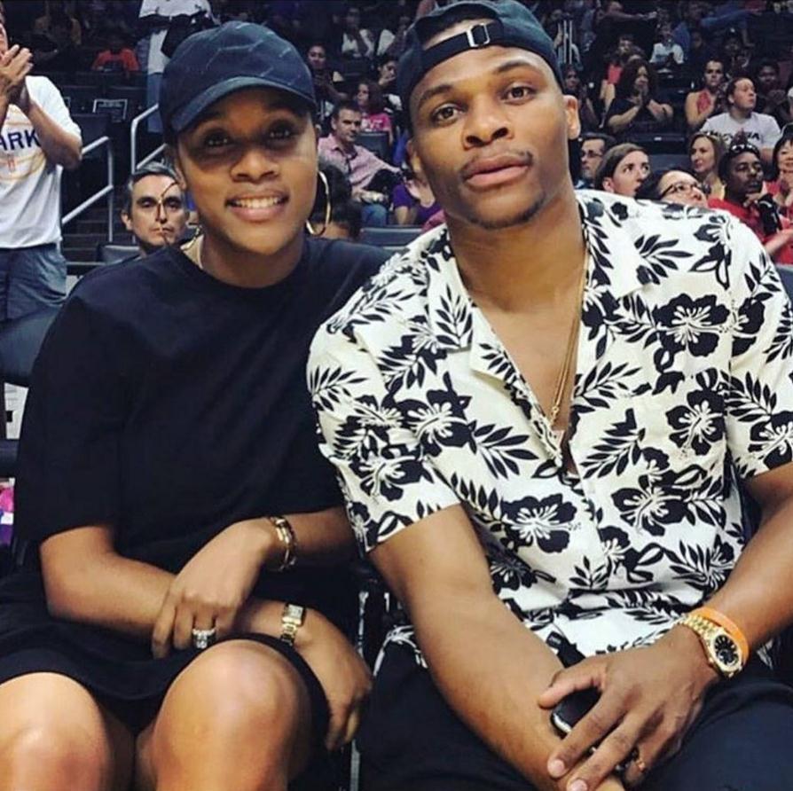 山东靠团队篮球大胜（山东以团队协作收获大胜）