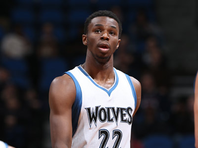 德罗赞半场表现：得分与正负值分析（德罗赞半场数据盘点：得分与正负值解读）