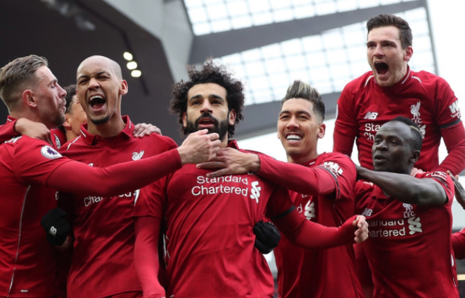 NBA交易市场动态：湖人完成外援引进,（NBA交易快讯：湖人完成外援签约）