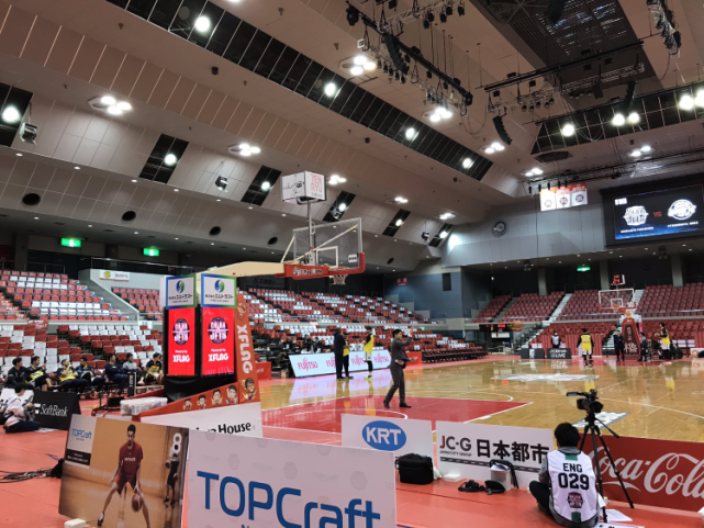 要求西甲让步马拉松遭拒，瓦伦市长抨击特瓦斯只关心电视球迷（西甲拒为马拉松让路，瓦伦西亚市长炮轰特瓦斯只顾电视观众）